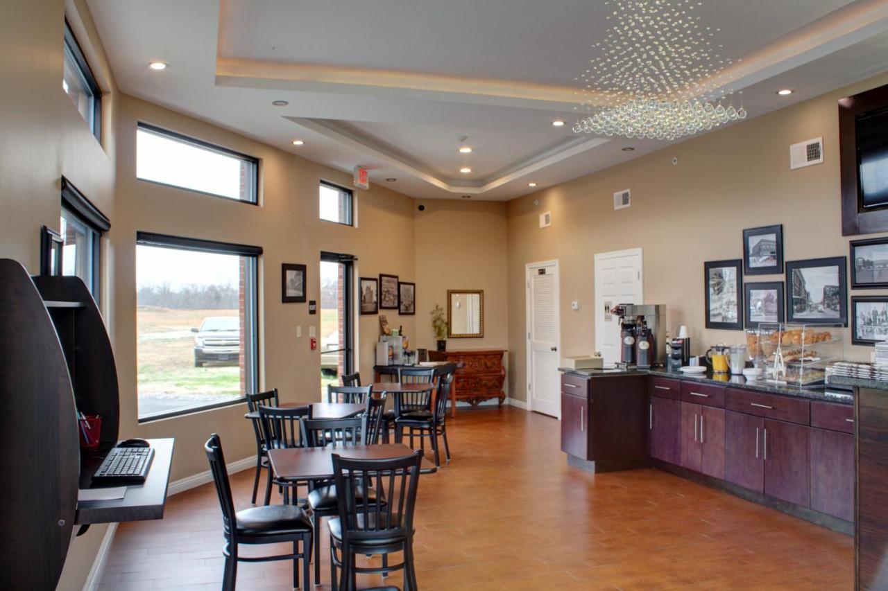 Luxbury Inn & Suites メリービル エクステリア 写真